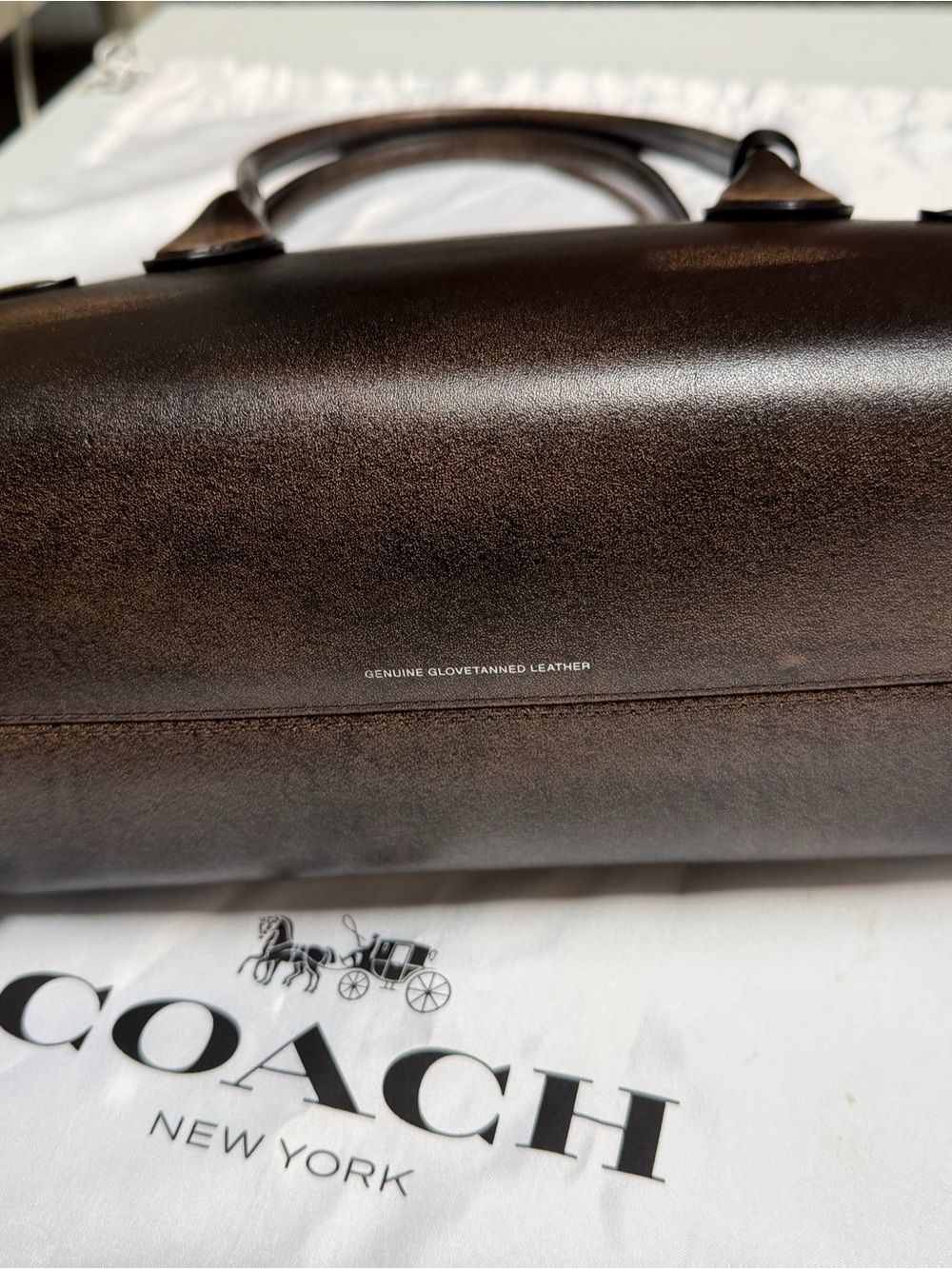 Coach Empire 34 in Loved Leathe - Picture 5 of 6